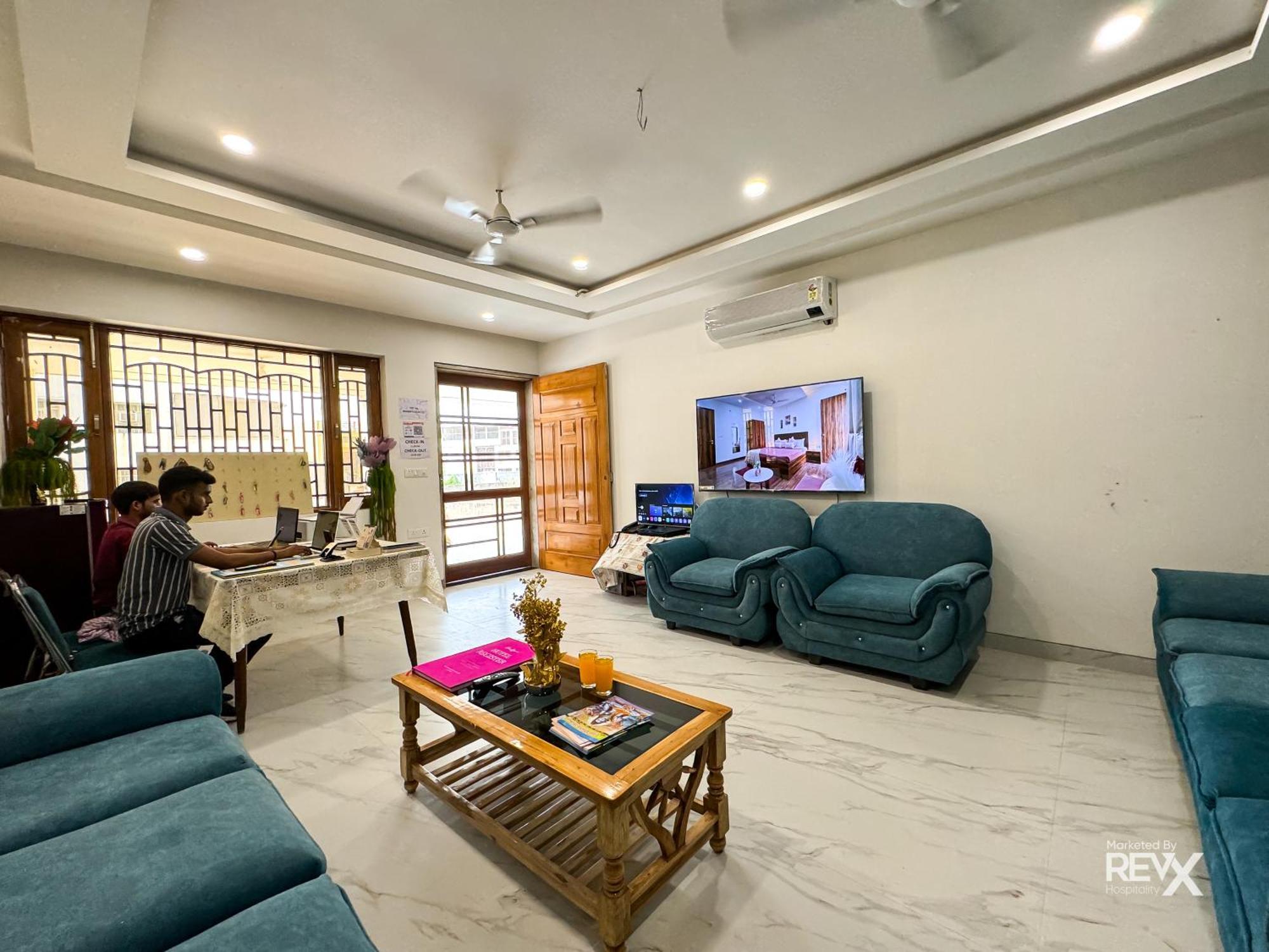 Guru Sadan A Luxe Stay Ayodhya Ngoại thất bức ảnh